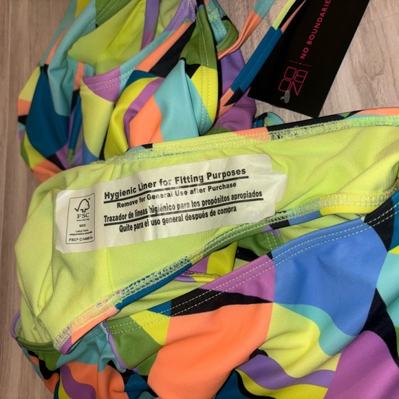 No Boundaries NWT Cheeky One Piece Swim - Picture 7 of 7